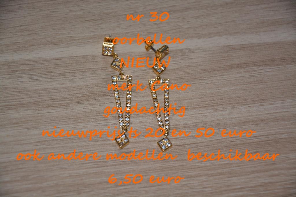 30. Bijou : boucles d'oreilles, NEUF, frais de port inclus, Or, Envoi, Neuf, Puces ou Clous