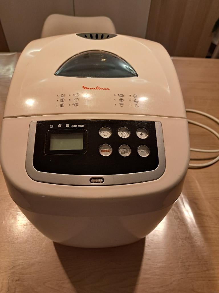 Broodbakmachine Moulinex, 800 tot 1200 gram deeg, Ophalen, Zo goed als nieuw