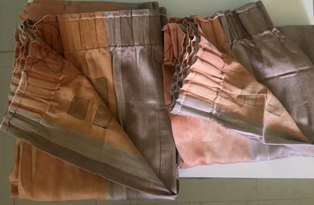 1 paire Tenture confectionnée :Ht :177 cm X Larg : 2 X 110cm, 200 cm ou plus, Enlèvement ou Envoi, Comme neuf, 150 à 200 cm