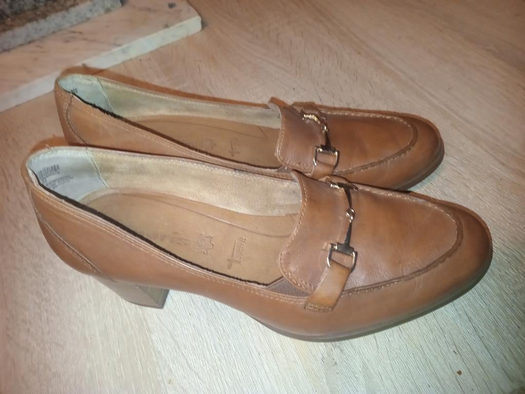 Tamaris leren damesschoenen 40, Kleding | Dames, Ophalen of Verzenden, Zo goed als nieuw
