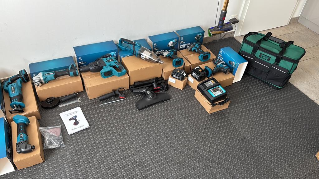 NIEUW Complete 18VBrushless Accu Gereedschap Set (10 Accu’s), Doe-het-zelf en Bouw, Ophalen, Nieuw