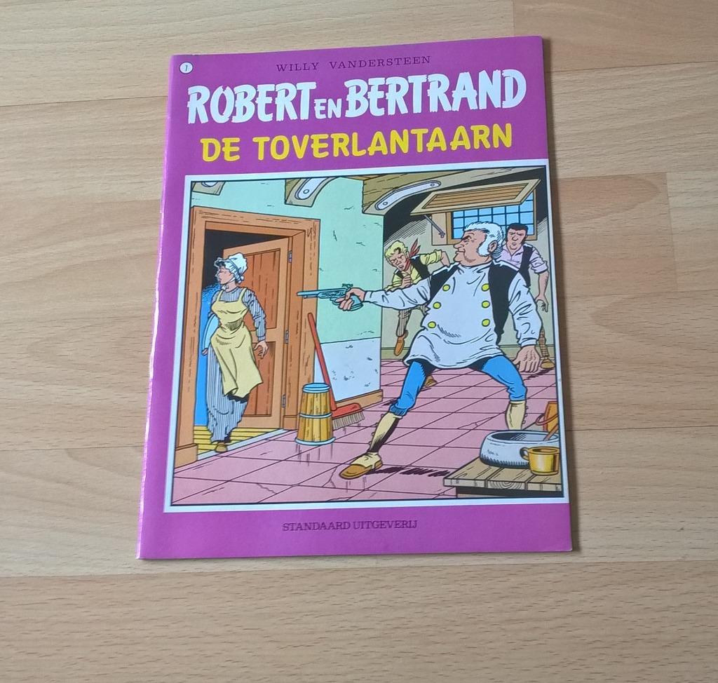 Robert en Bertrand 7. De toverlantaarn - Willy Vandersteen, Ophalen of Verzenden, Zo goed als nieuw