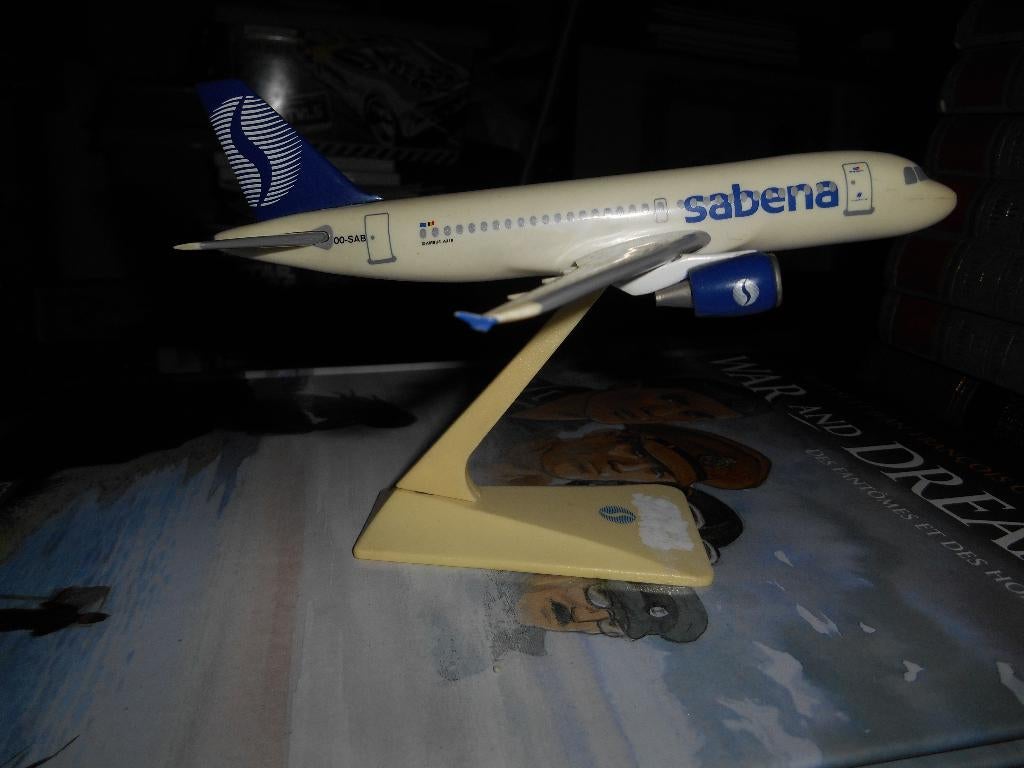 Avion Sabena +-17cm, Enlèvement