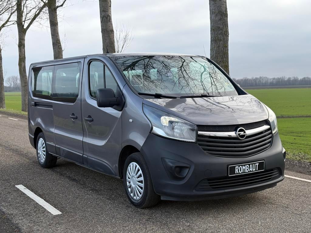 Opel Vivaro 1.6 Diesel / 9 PERSOONS / EURO6 / 168DKM / AIRCO, Auto's, Stof, Vivaro, Euro 6, Bedrijf