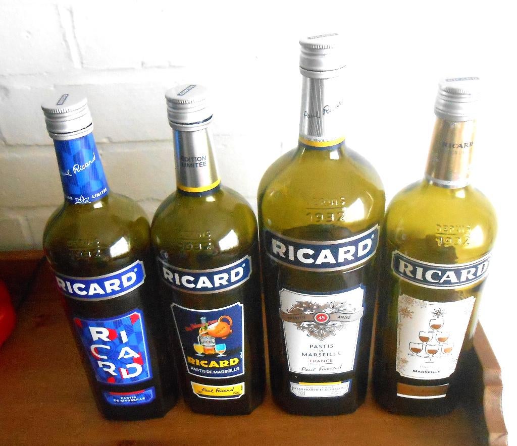 8 bouteilles Ricard pour la collection, Enlèvement, Utilisé, Autres types