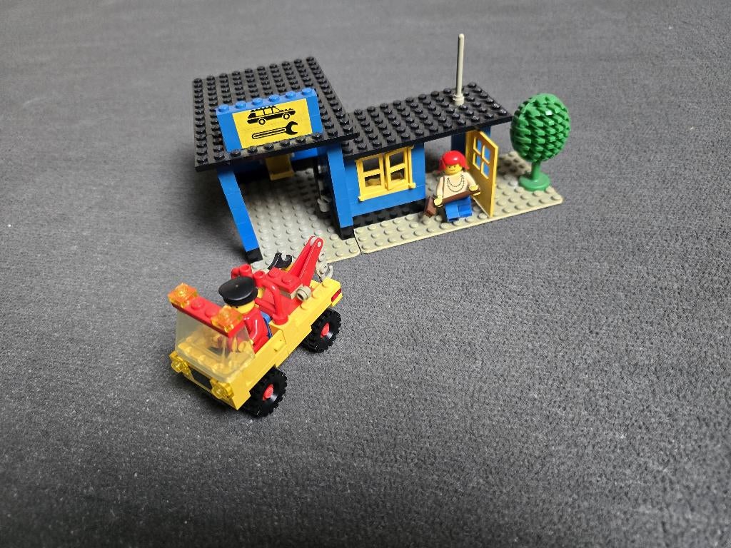 Lego Garage met takelwagen, Ophalen of Verzenden, Gebruikt, Complete set, Lego