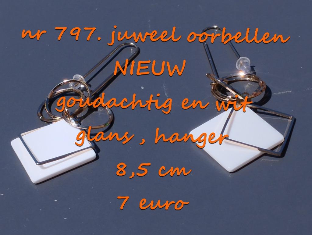 797. Juweel : oorbellen , NIEUW , verzending inbegrepen, Overige materialen, Hangers, Verzenden, Wit