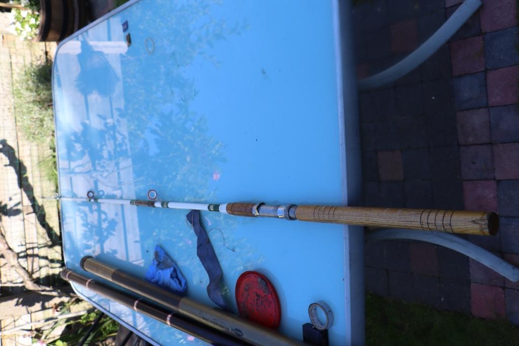 2 vaste hengels 1zee werphengel +leefnet (zie foto's ), Enlèvement, Utilisé, Ligne de pêche