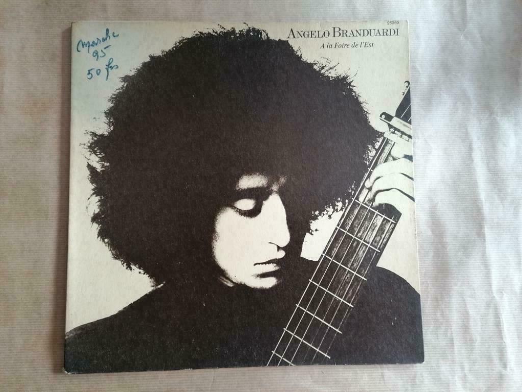 33T angelo branduardi - A la foire de l'est Label: Musiza 25, Enlèvement ou Envoi