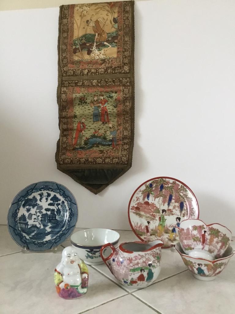 Aziatische woon curiosa deco (rommelmarkt), Ophalen