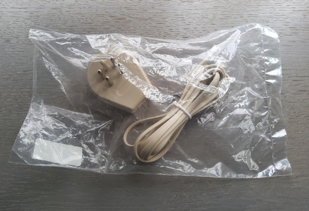 Antieke telefoon? Oude telefoonkabel met aansluiting nieuw, Ophalen of Verzenden, Nieuw, Met draaischijf