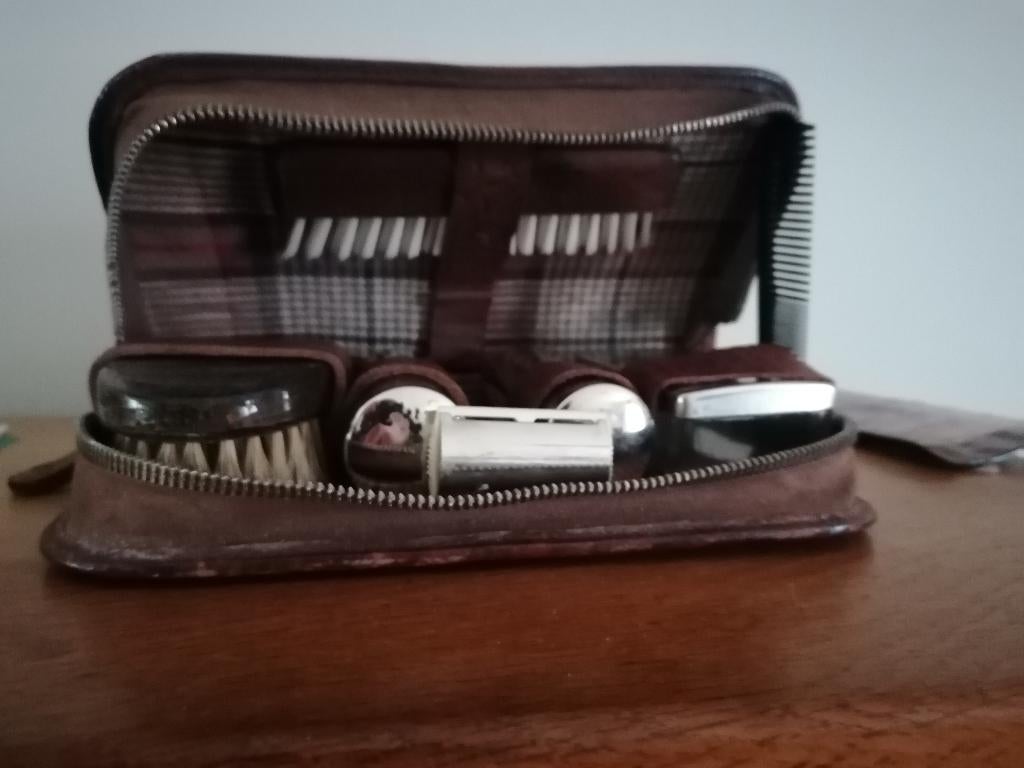 Vintage verzorgingsset / scheergerei, Antiek en Kunst, Ophalen