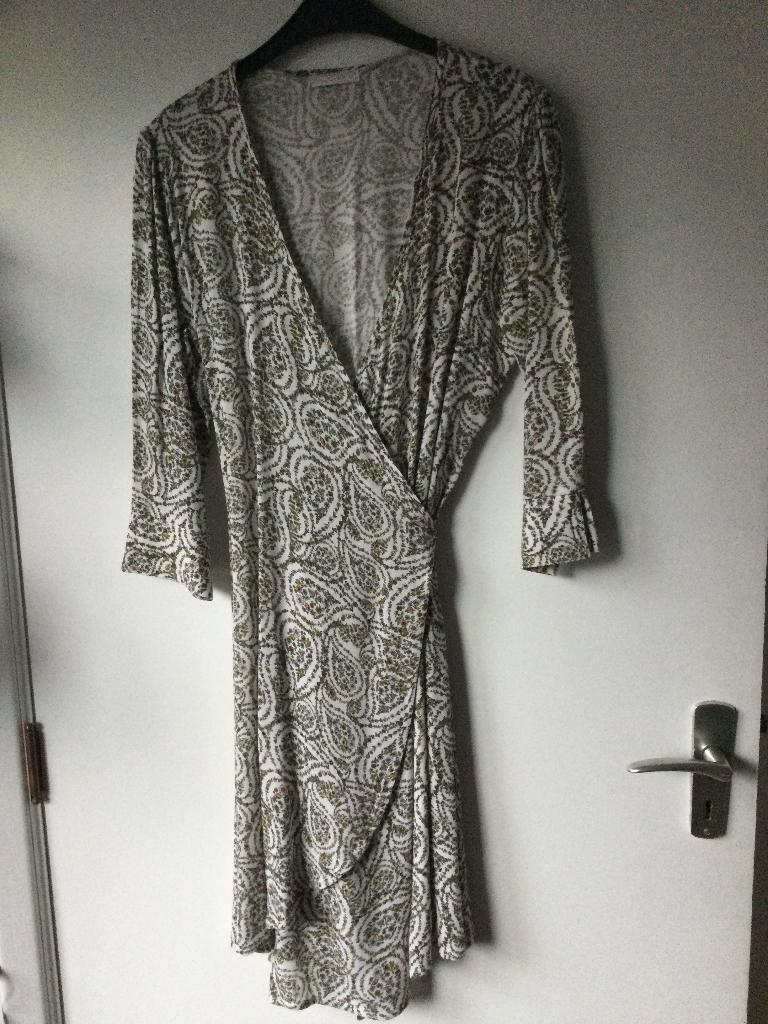 Robe cache cœur Pauline B, Kleding | Dames, Jurken, Zo goed als nieuw, Knielengte, Pauline B, Groen