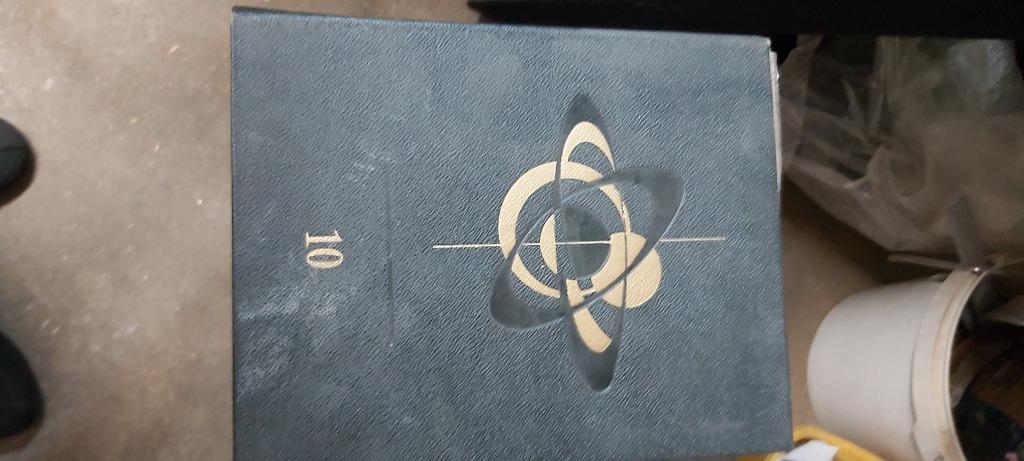 Livre cartonné, Larousse, Enlèvement, Utilisé, Autres sujets/thèmes