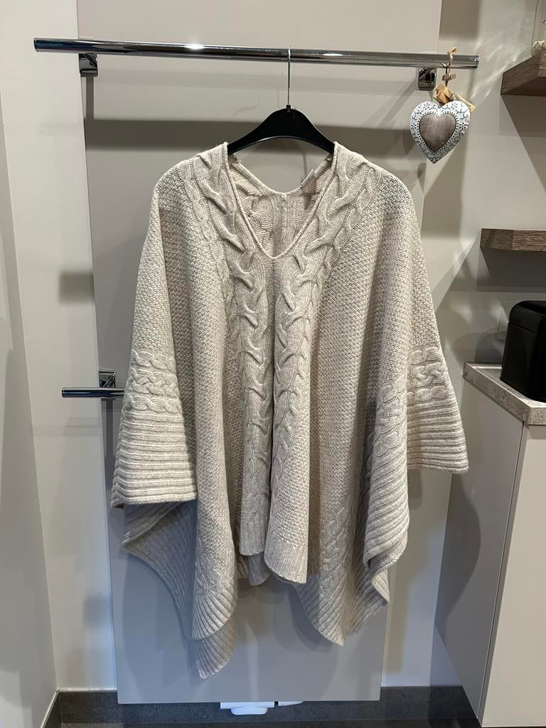 Poncho Esprit maat Xl, Kleding | Dames, Ophalen of Verzenden, Zo goed als nieuw, Maat 46/48 (XL) of groter