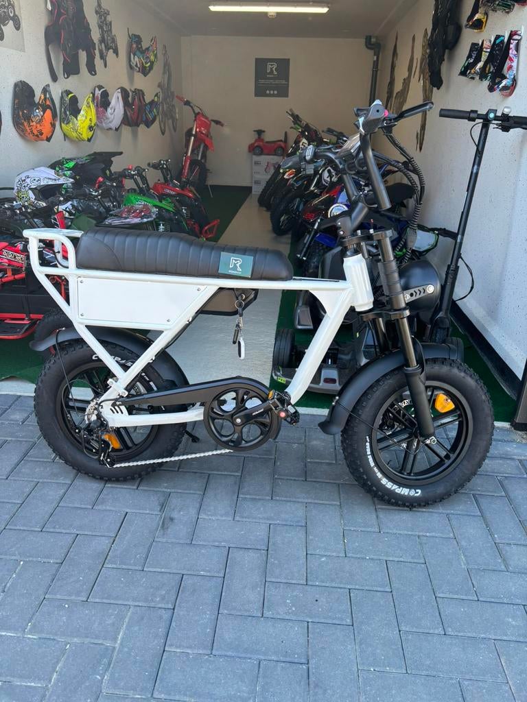 ‼️ NOUVEAU ‼️ Ouxi Fatbike C63 16 pouces Mini blanc ! 2025, Enlèvement, Neuf