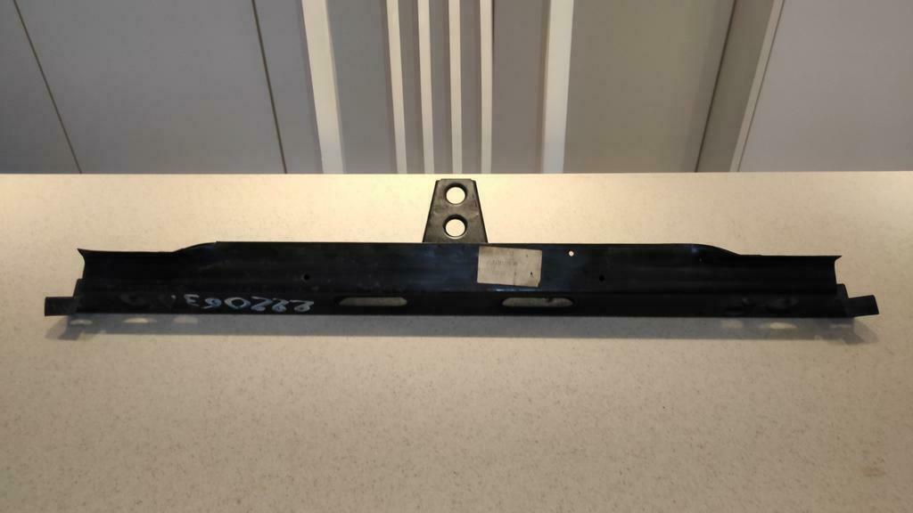 Opel Rekord E dwarsbalk radiator - GM 90043279 - Opel 222063, Auto-onderdelen, Ophalen of Verzenden, Nieuw, Voor, Opel