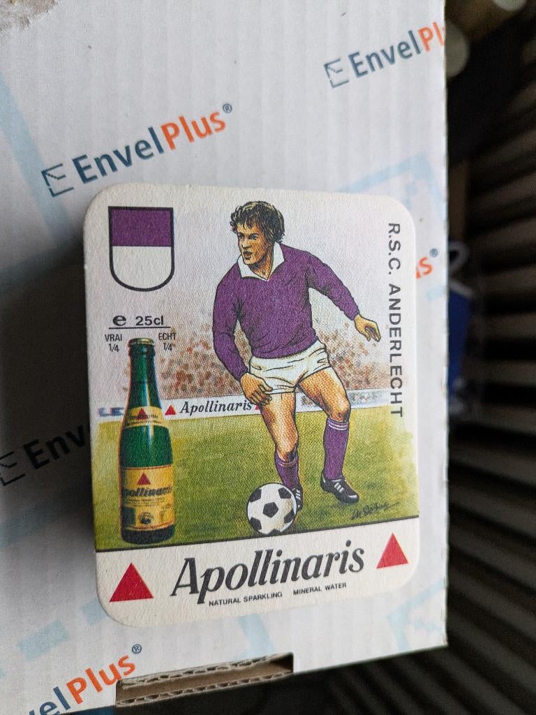 Voetbal apollinaris 1984, Ophalen of Verzenden, Zo goed als nieuw, Viltje(s)
