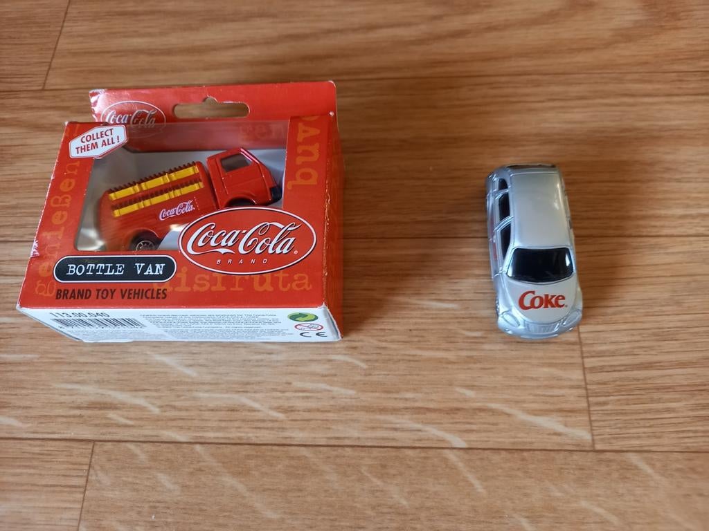 2 NIEUWE COCA-COLA AUTOTJES, Ophalen of Verzenden