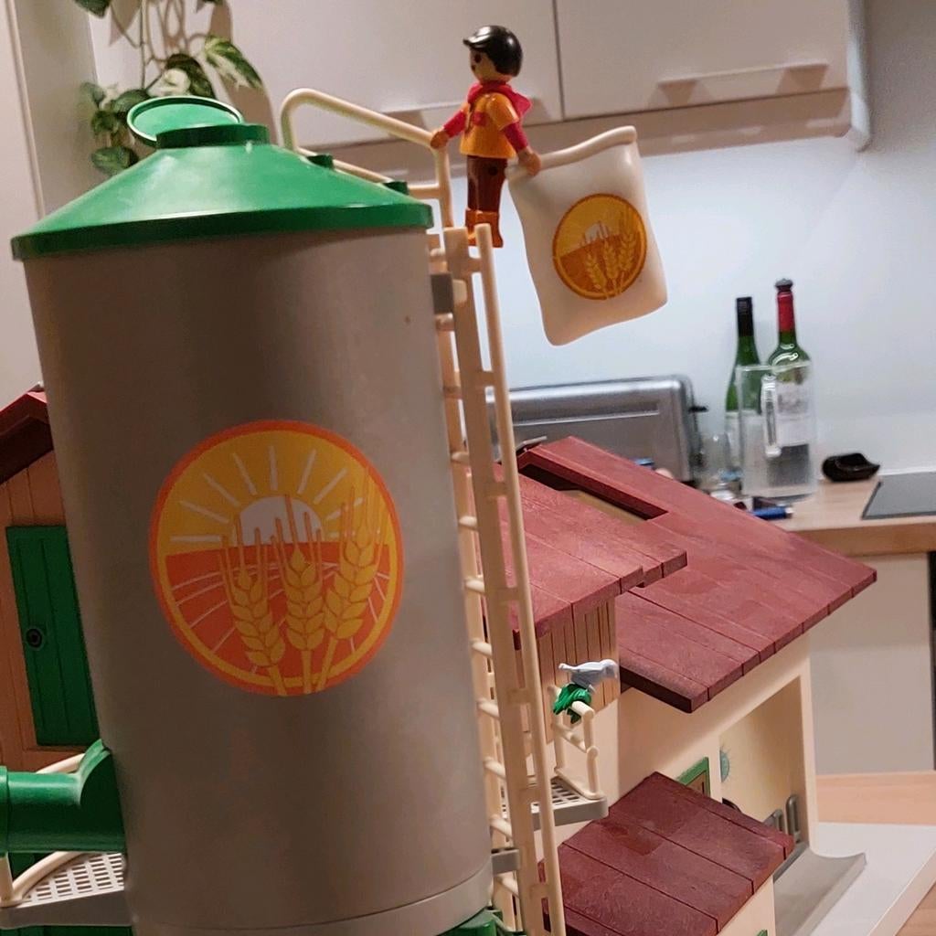 Ferme playmobil en très bon état, Enlèvement