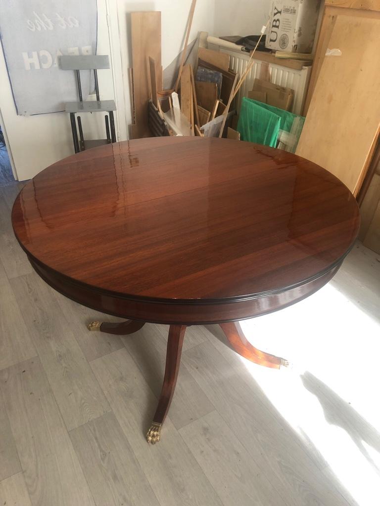 Table ronde en bois massif, Antiek en Kunst, Antiek | Meubels | Tafels, Ophalen of Verzenden
