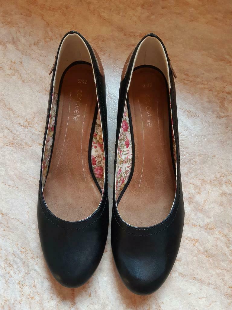 Zwarte gesloten schoen met sleehak maat 42, Schoenen met lage hakken, Zwart, Nieuw, Ophalen of Verzenden