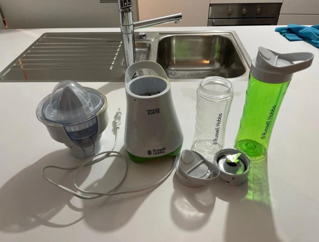 Set presse-agrumes et blender pour smoothies Russell Hobbs., Minder dan 50 cm, Gebruikt, Ophalen of Verzenden, Minder dan 25 cm