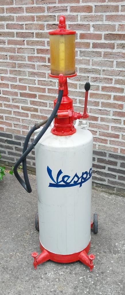 Tweetakt benzinepomp, Verzamelen, Ophalen of Verzenden
