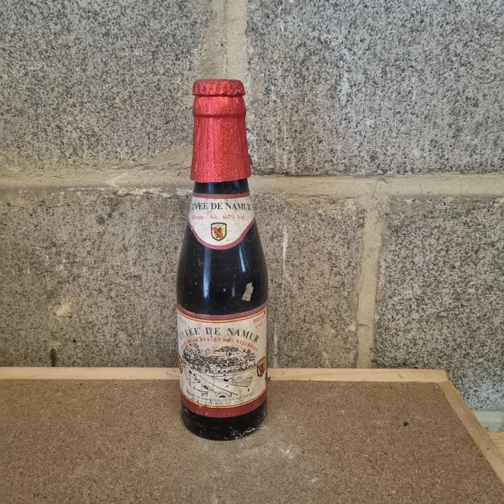 Bouteille de bière Cuvée de Namur brune, Enlèvement ou Envoi, Utilisé, Bouteille(s), Autres marques