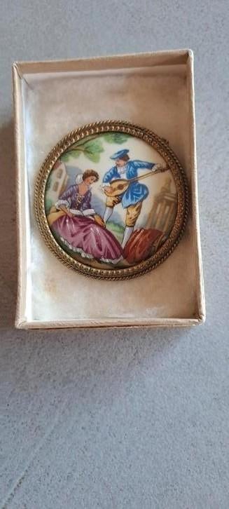 Antieke broche Limoges, Ophalen, Zo goed als nieuw