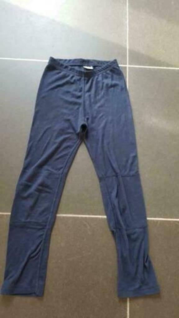 blauwe thermische broek voor onder skikleding maat 128 - 134, Sport en Fitness, Ophalen of Verzenden, Gebruikt, Kleding, Overige merken