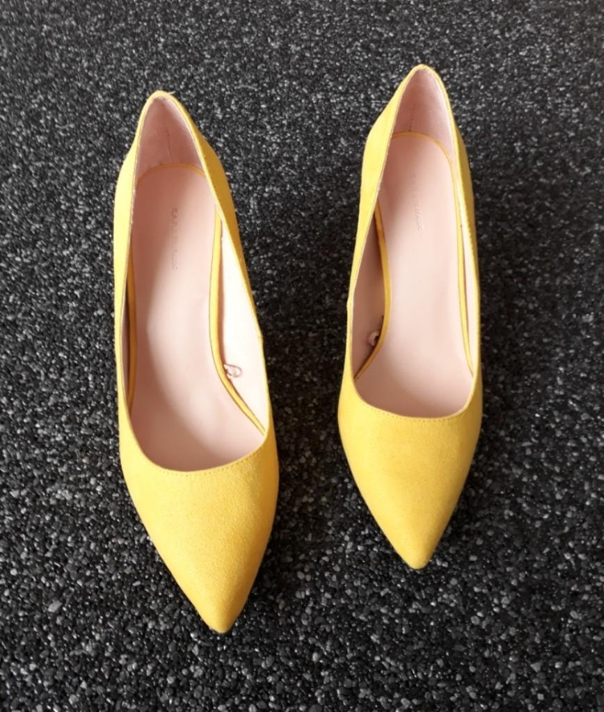 Gele schoenen met hak Zara, Ophalen, Zara, Geel, Nieuw