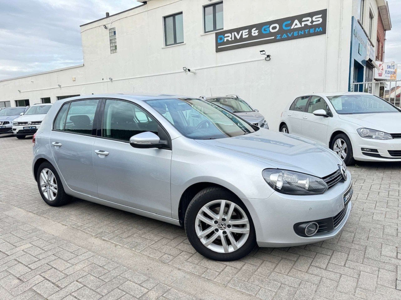 Volkswagen Golf 1.2 TSI Highline - Navi * 1 JAAR GARANTIE *, Auto's, Volkswagen, Voorwielaandrijving, Euro 5, 105 pk, Gebruikt