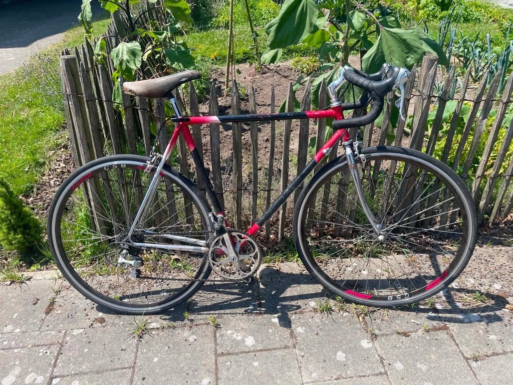 Diamond vintage racefiets, Enlèvement