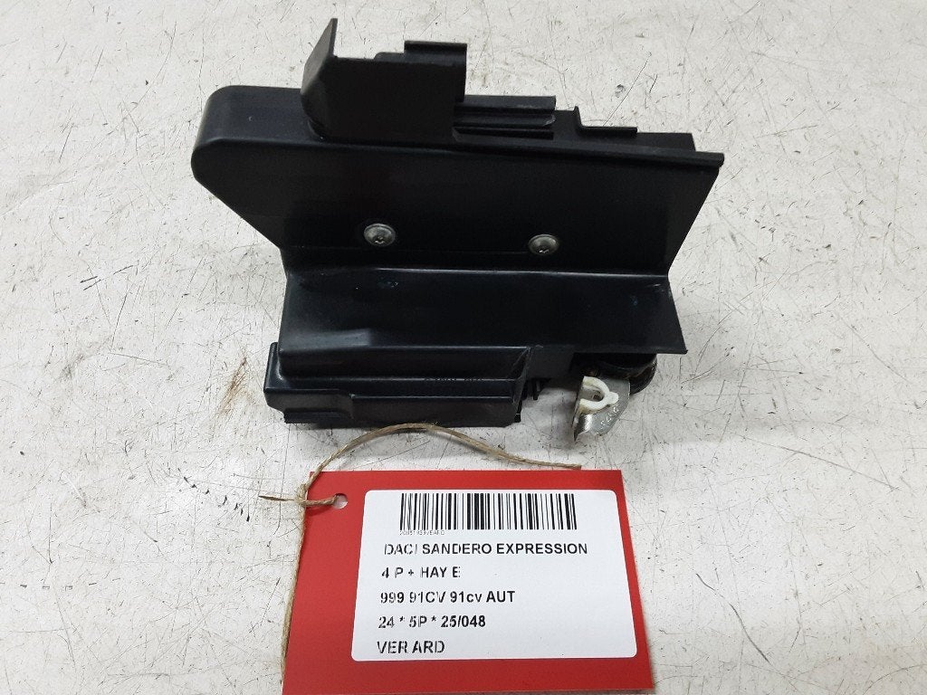 PORTIERSLOT RECHTS ACHTER Dacia Sandero III (825020994RB), Dacia, Gebruikt, Renault Deutschland AG, Achter