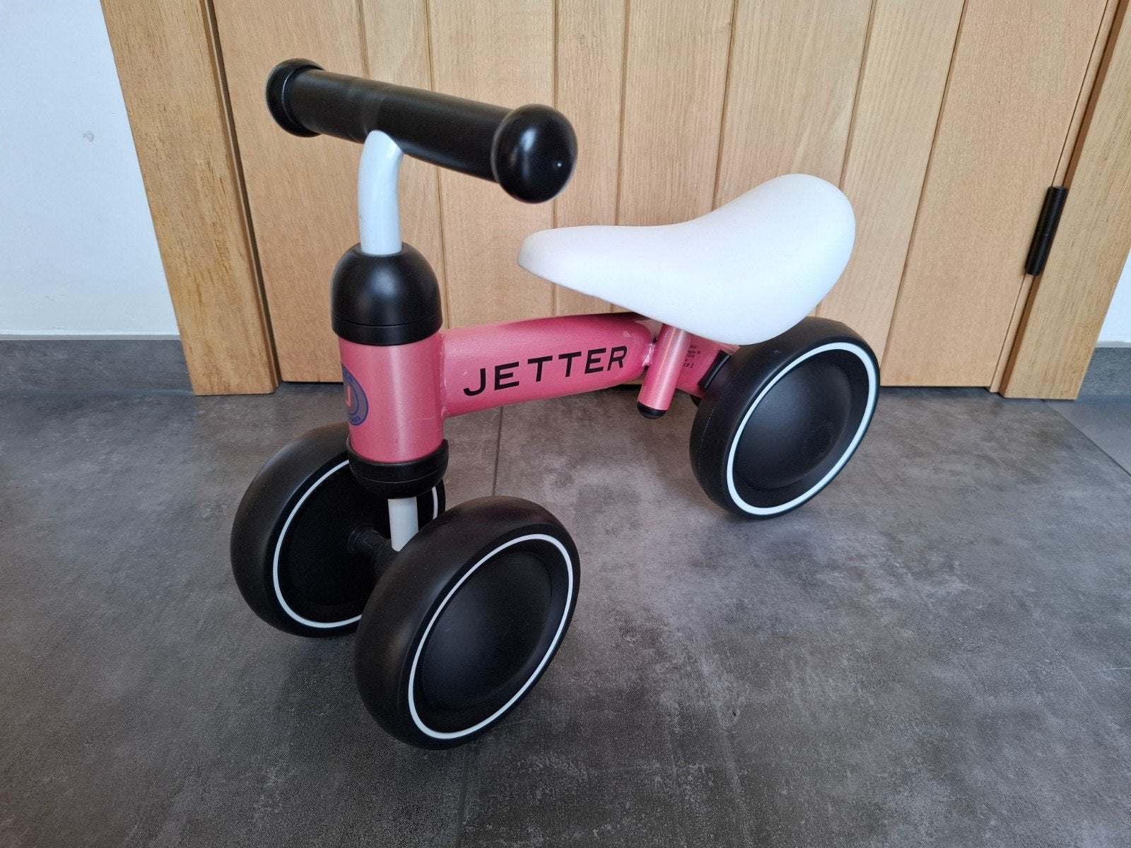 1ste Loopfiets peuter (Jetter), Fietsen en Brommers, Fietsen | Driewielers, Ophalen, Zo goed als nieuw, Jetter