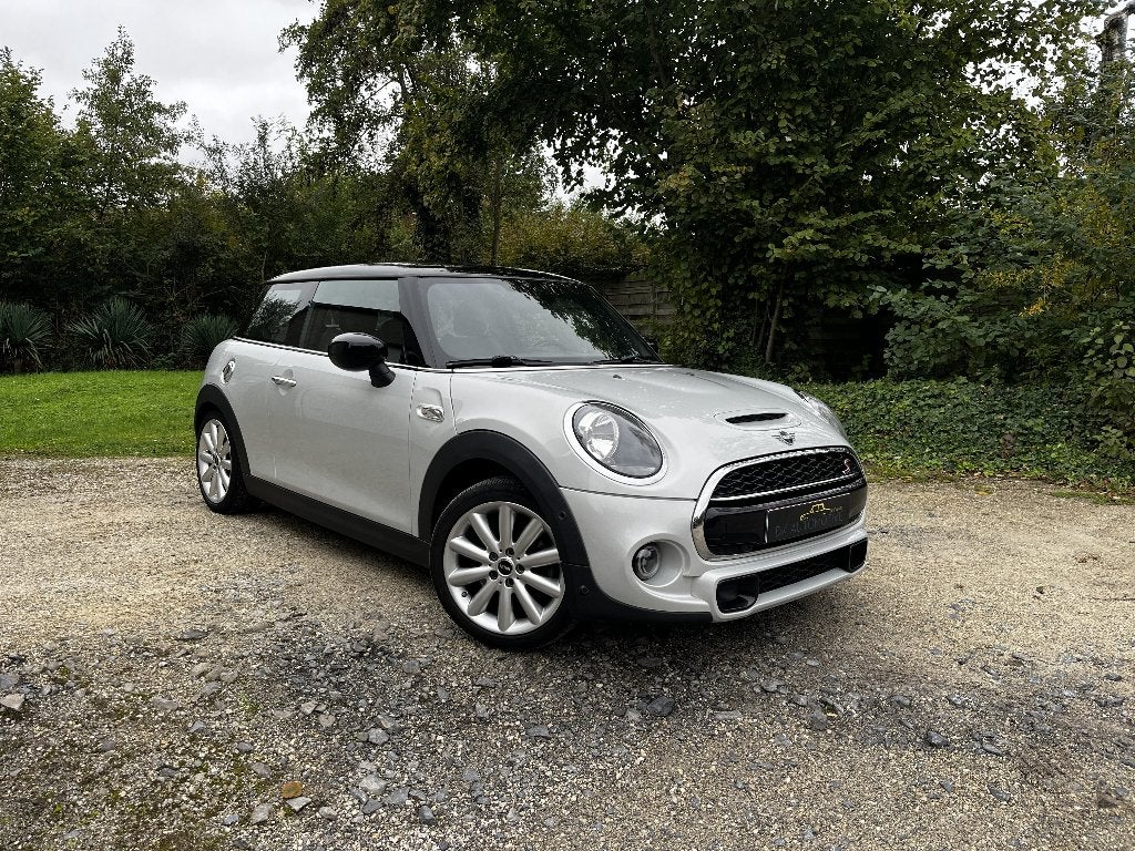 MINI COOPER S | MANUEEL | NAVIGATIE | PDC V + A, 4 cilinders, Leder en Stof, Bedrijf, Handgeschakeld