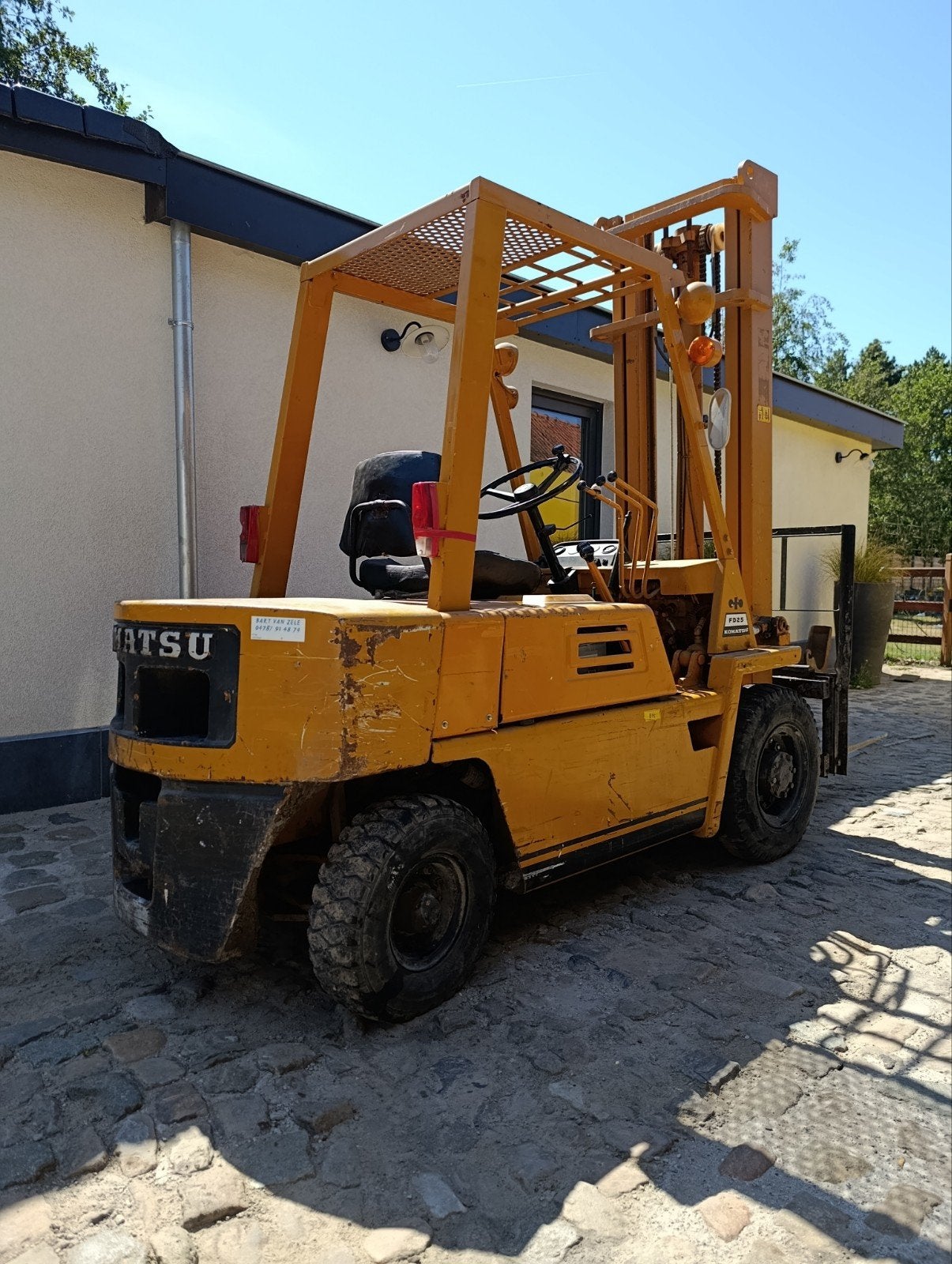 Chariot élévateur Komatsu FD25, Articles professionnels, Diesel, Komatsu, Chariot élévateur, Enlèvement