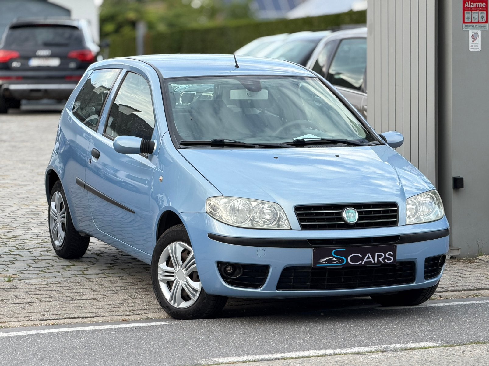 Fiat punto 1.2i ** Automaat * Airco ** Garantie **, 4 cilinders, Blauw, Bedrijf, 5 zetels