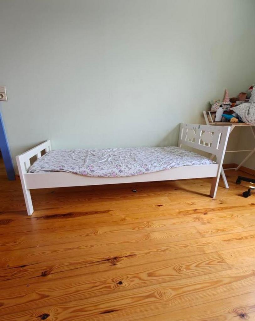 Kids bed met matras, Ophalen, Zo goed als nieuw, Matras