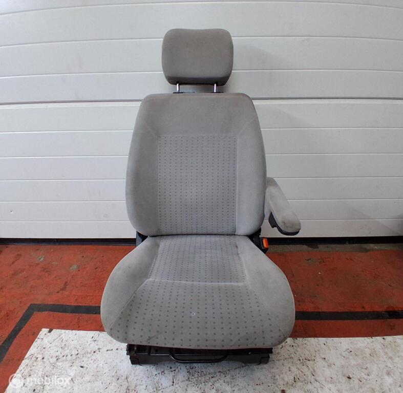Voorstoel rechts Vw Transporter T4 2.5 TDI ('90-'03), Auto-onderdelen, Interieur en Bekleding, Gebruikt, Volkswagen, Ophalen of Verzenden