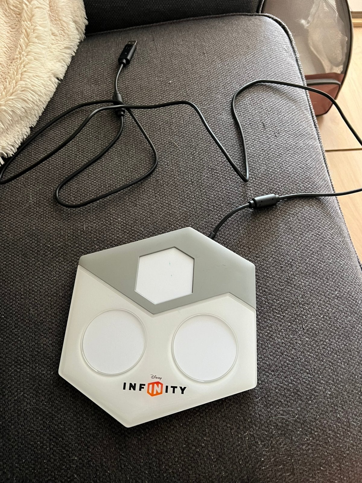 Portail Disney Infinity, Enlèvement, Comme neuf
