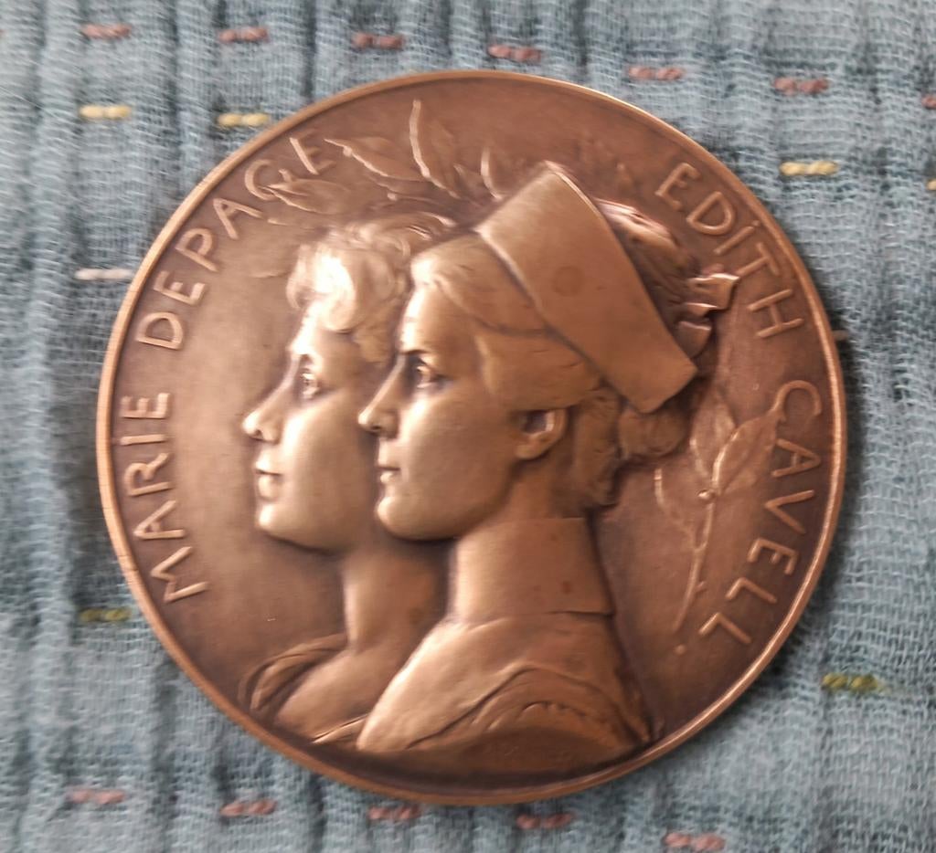 Médaille de 1915 MARIE DEPAGE et EDITH CAVELL, Enlèvement ou Envoi