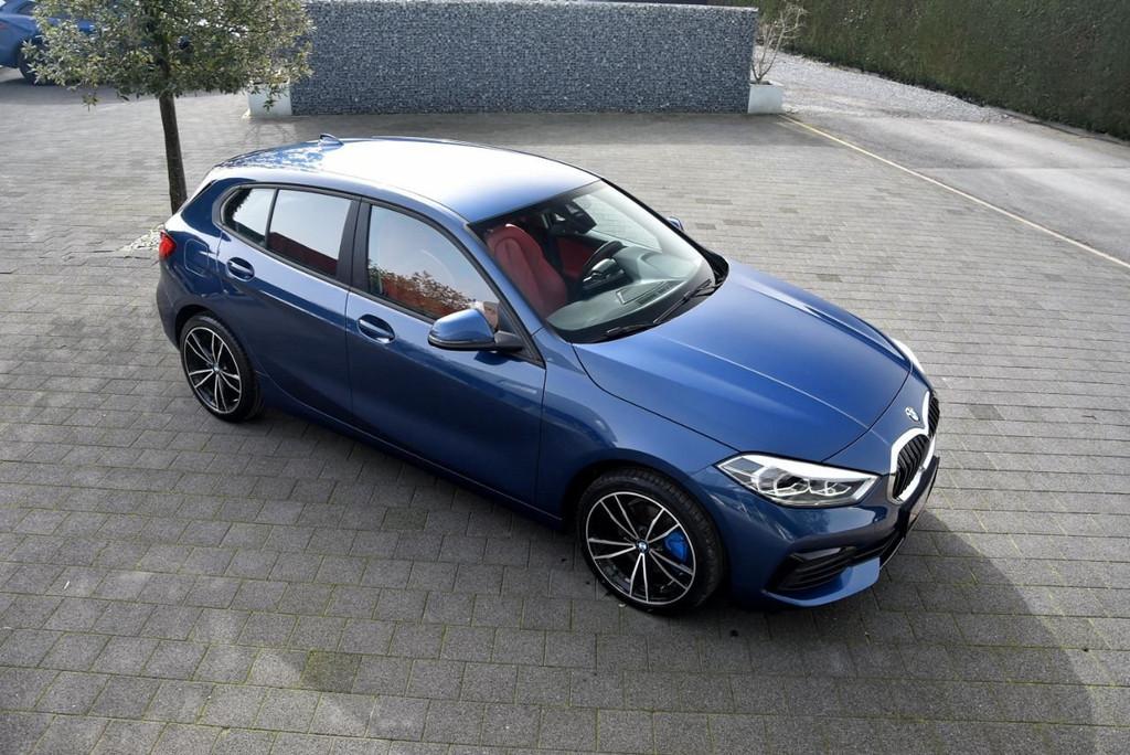 BMW 1 Serie Reeks 5-deurs 118Ia Leder/Navi/Led/Sfeerverl/18", Auto's, BMW, Bedrijf, Te koop, 1 Reeks, ABS, Airconditioning, Android Auto