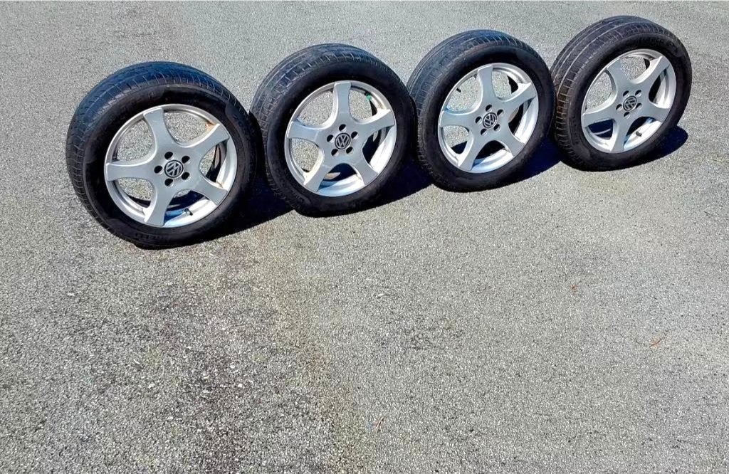 Roues alu originales VW, pour VW, Seat et Skoda, 16 pouces, Pneus été, 205 mm, Enlèvement