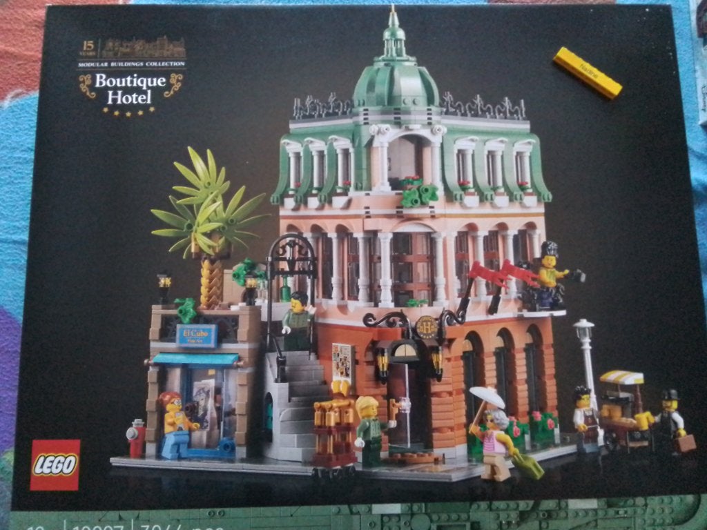 lego boutique hotel, Lego, Nieuw, Ophalen of Verzenden, Complete set