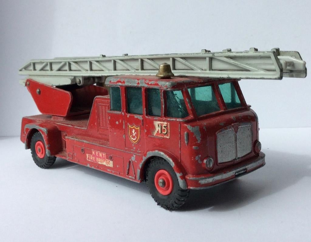 Merryweather fire engine - Matchbox King size n15 Lesney, Hobby & Loisirs créatifs, Voitures miniatures | 1:43, Enlèvement ou Envoi