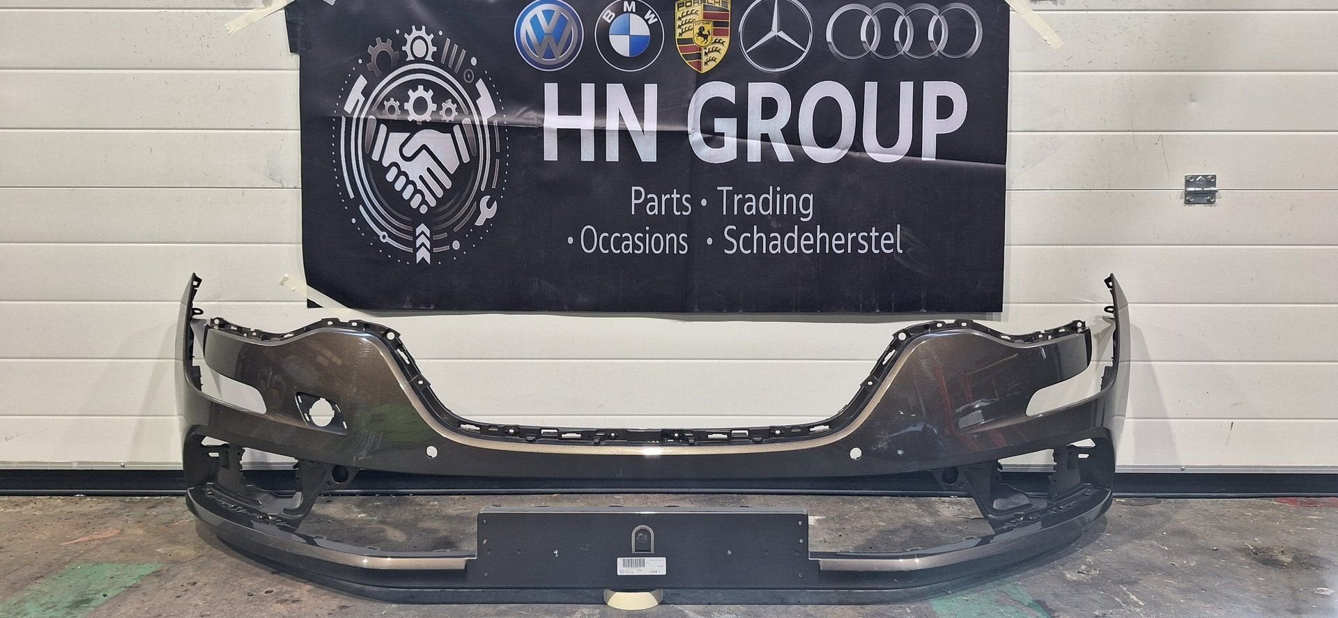Voorbumper Renault Scenic (J95) 2016+ Brun Vison XFD PDC Ori, Gebruikt, -, -, Ophalen of Verzenden