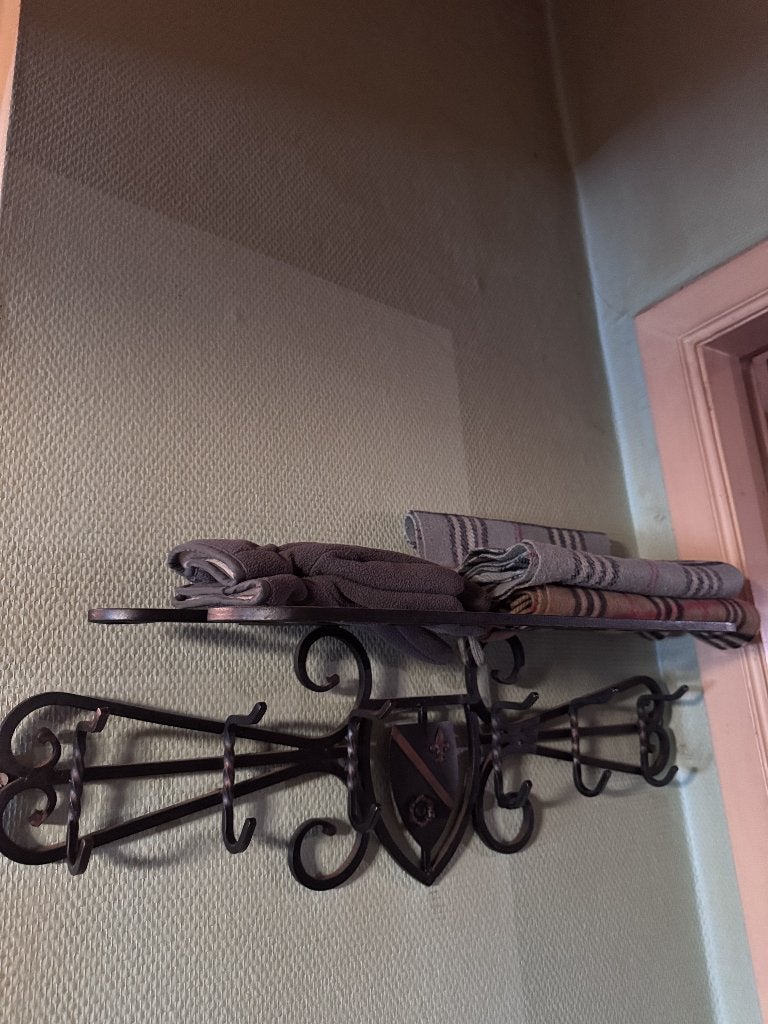 Decoratieve wandkapstok met hoedenplank, Ophalen, Zo goed als nieuw, Metaal, Wandkapstok