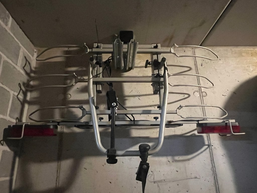 Fietsendrager, Ophalen, Zo goed als nieuw
